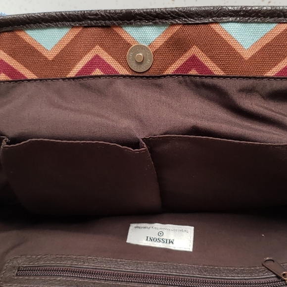 Missoni Ltd Edition Extra Lg  Zig Zag Tote - Picture 4 of 6